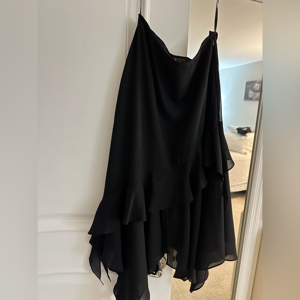 Veronique Young for W Elegant Black Women's Skirt - Picture 2 of 4